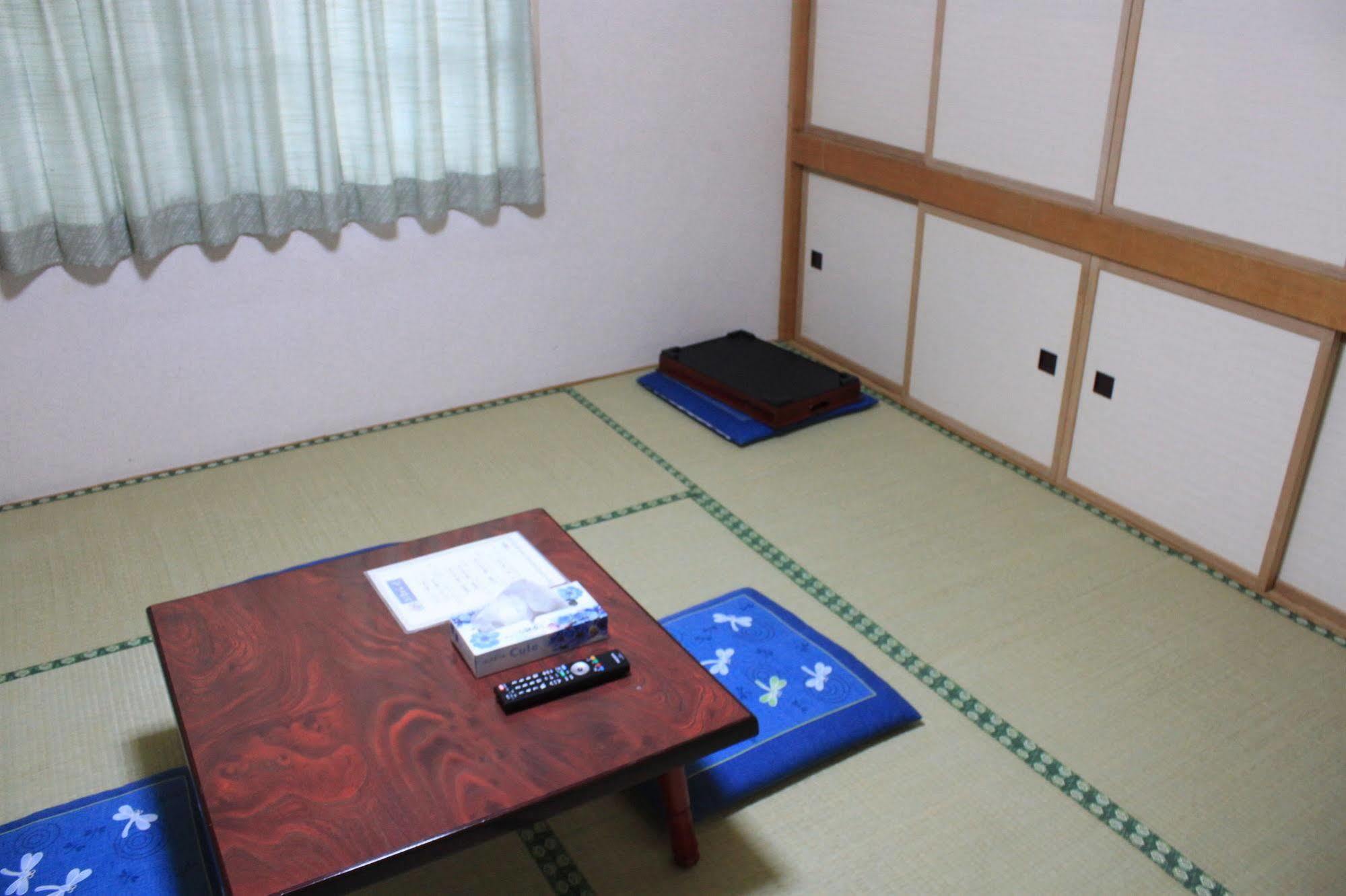 Hotel New Hakuginso à NakaNakafurano Extérieur photo